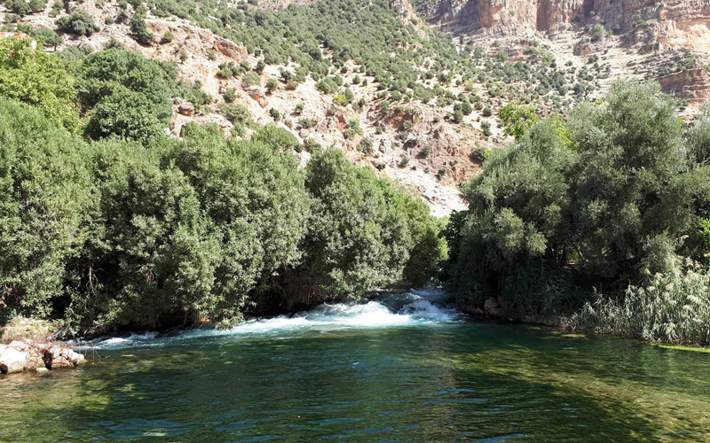 Les sources thermales d'Abaynou - الينابيع الحرارية في أباينو