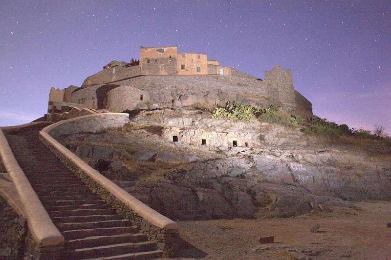 قصبة تيزورغان: جوهرة معمارية في الأطلس الصغير